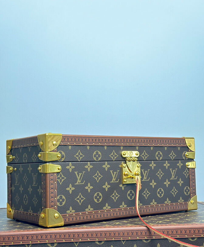 Louis Vuitton Coffret Accessoires M20209 Brown
